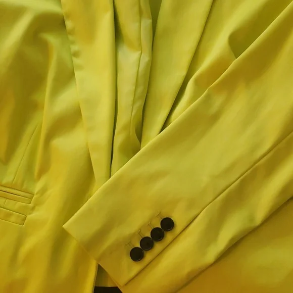 Jacket - Picture 3 of 4